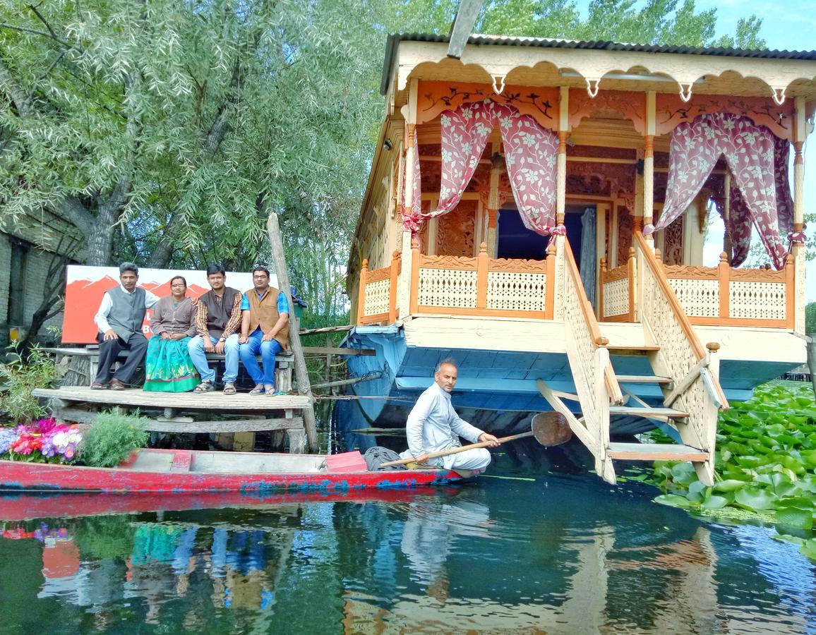 New Bul Bul Group Of Houseboats Srinagar Hotel Durgjan Bagian luar foto