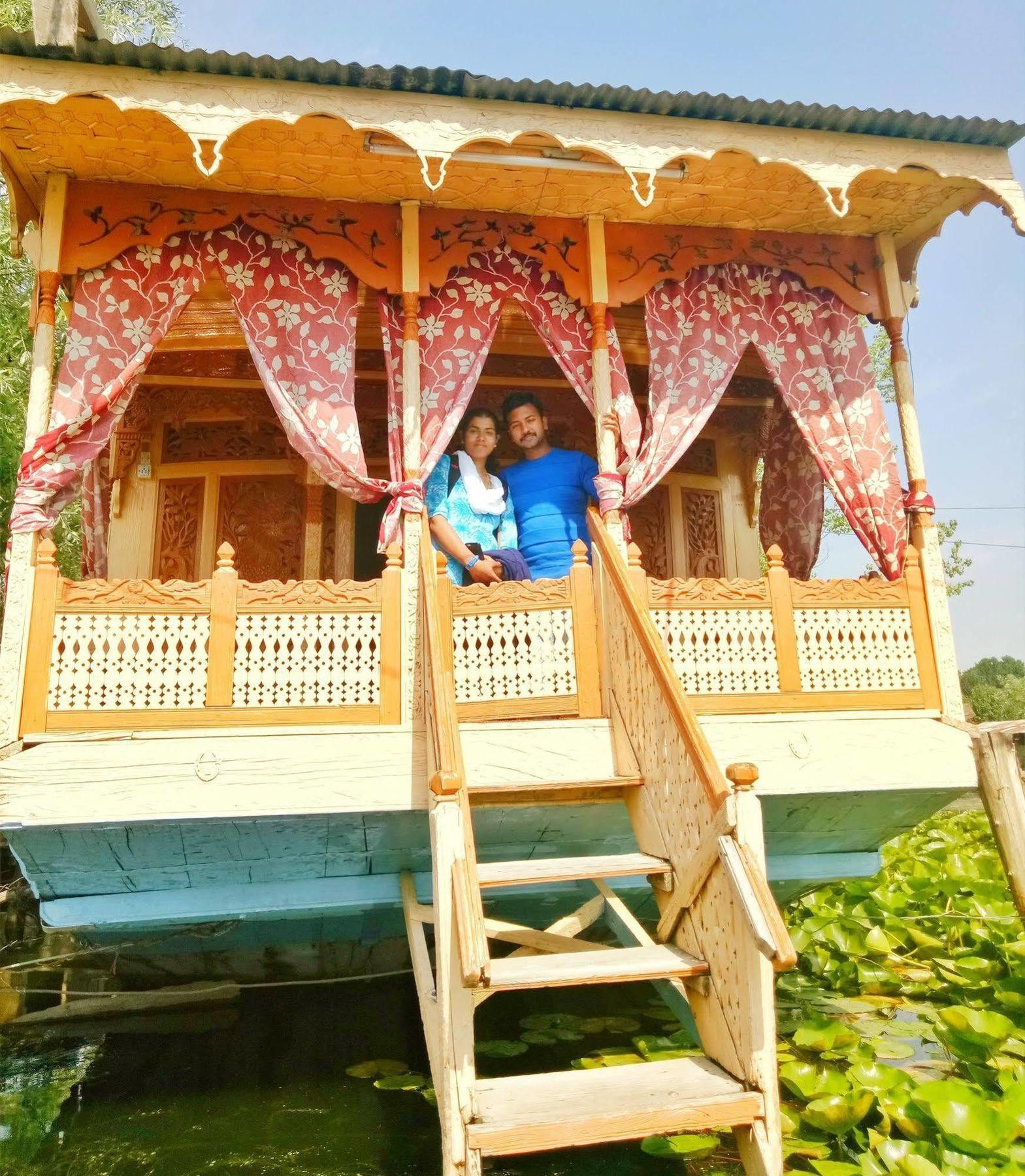New Bul Bul Group Of Houseboats Srinagar Hotel Durgjan Bagian luar foto