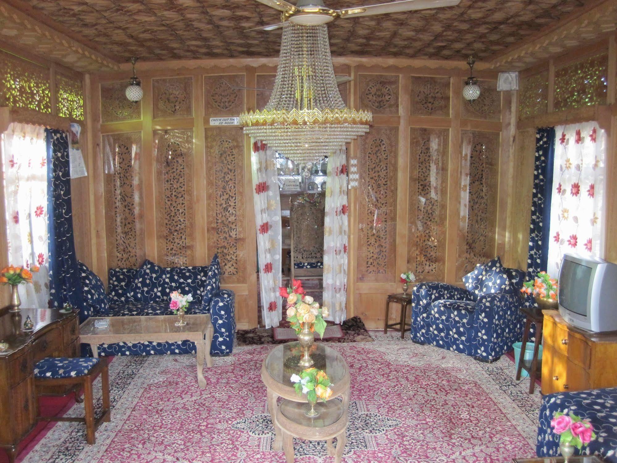 New Bul Bul Group Of Houseboats Srinagar Hotel Durgjan Bagian luar foto